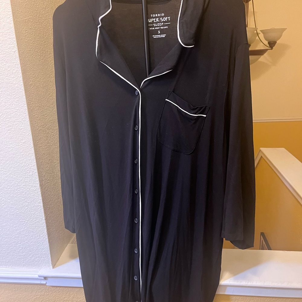Torrid sleep Shirt